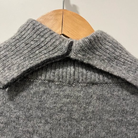 Zara Grey Turtleneck, Size Medium, NWT - Picture 10 of 10